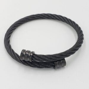 MaxxStaxx Black Metal Twist Bangle