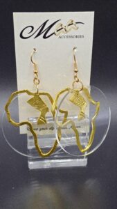 I AM... AFRICAN NEFERTITI